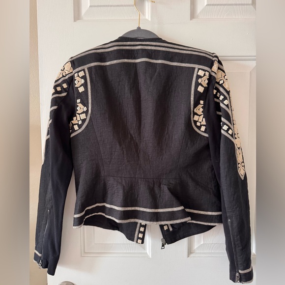 BCBGMaxAzria Black Jacket with Ivory Embellished Shoulders NWOT - Picture 6 of 8